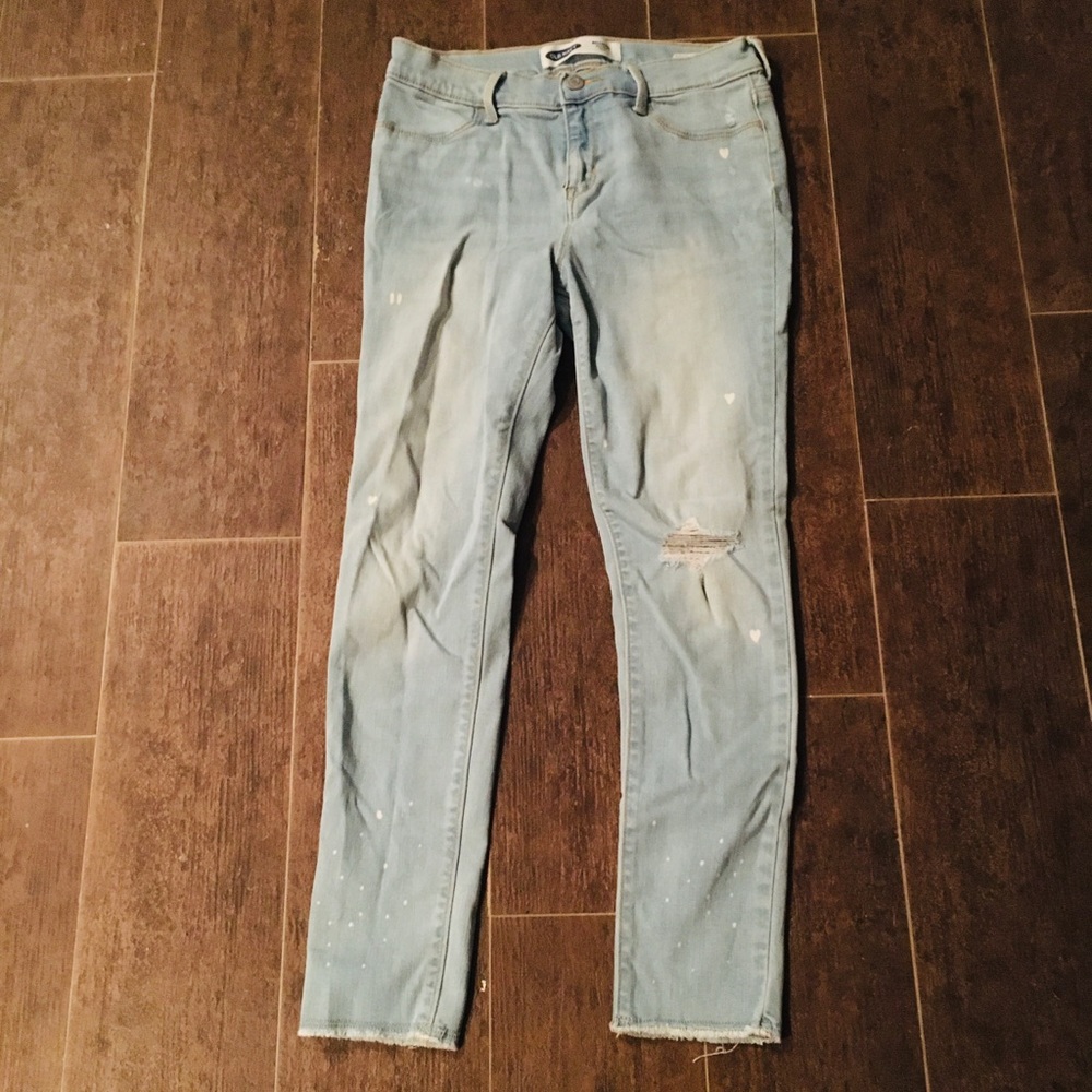 Knee Ripped Splatter Painted Jeans